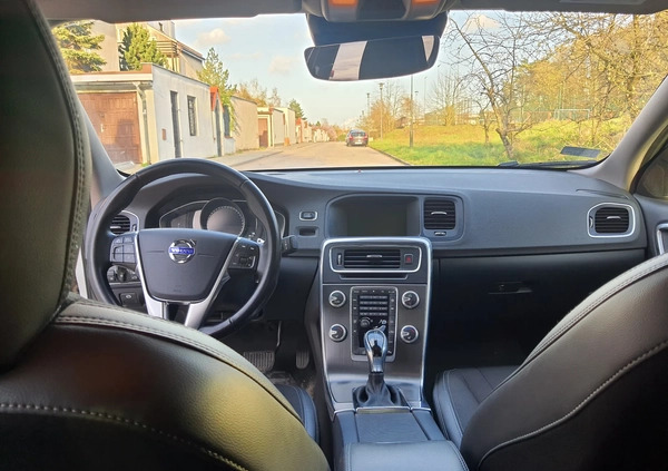 Volvo S60 cena 67800 przebieg: 172600, rok produkcji 2016 z Gdańsk małe 56
